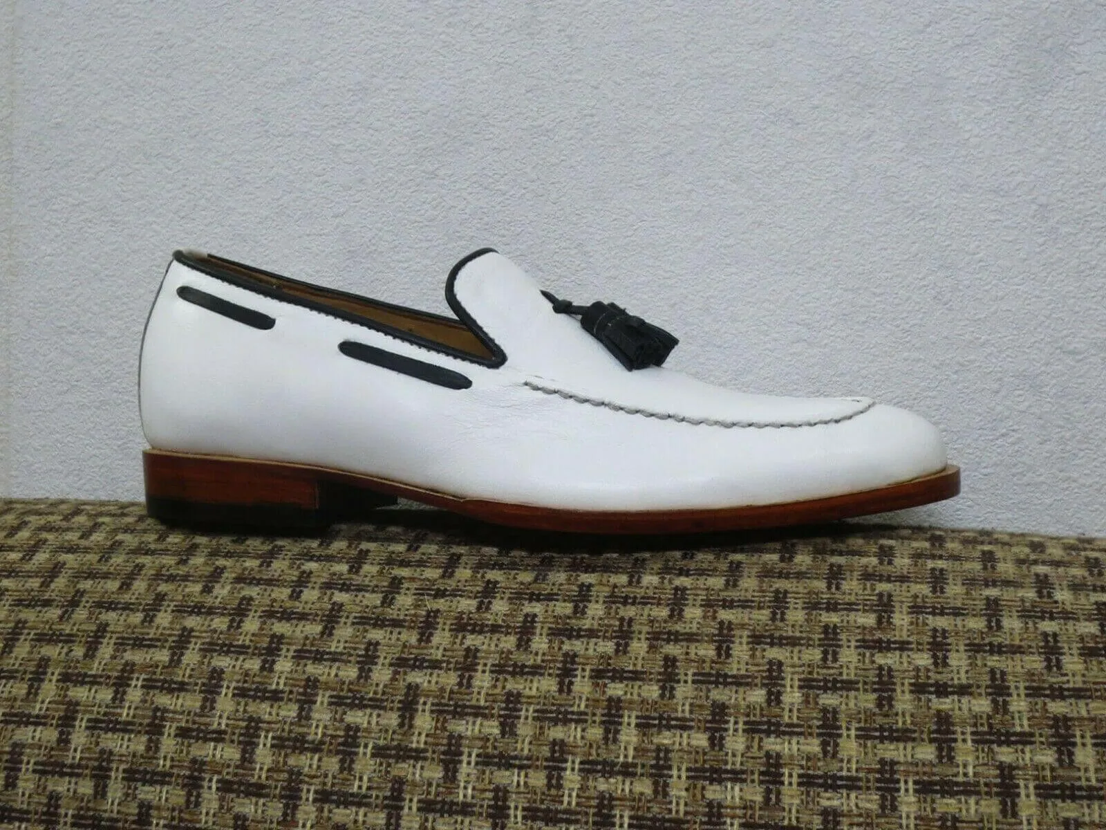 Handmade white Moccasin Shoes, Men's Slip On Tussle Formal Dress Leather Shoes