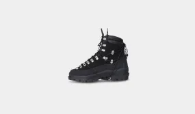 HIKING BOOTS