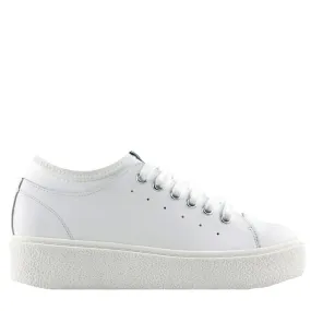Solsana Noah Sneaker in White