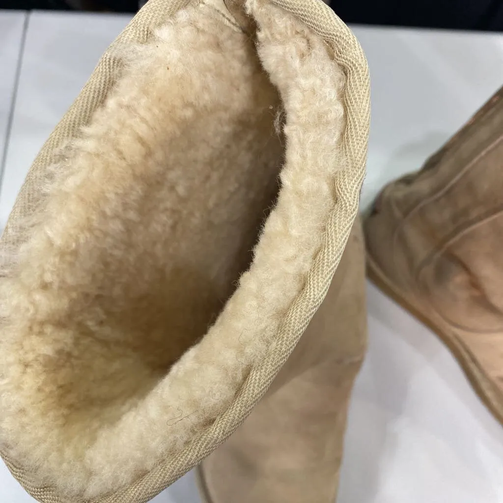 UGG wool lined suede boots 8