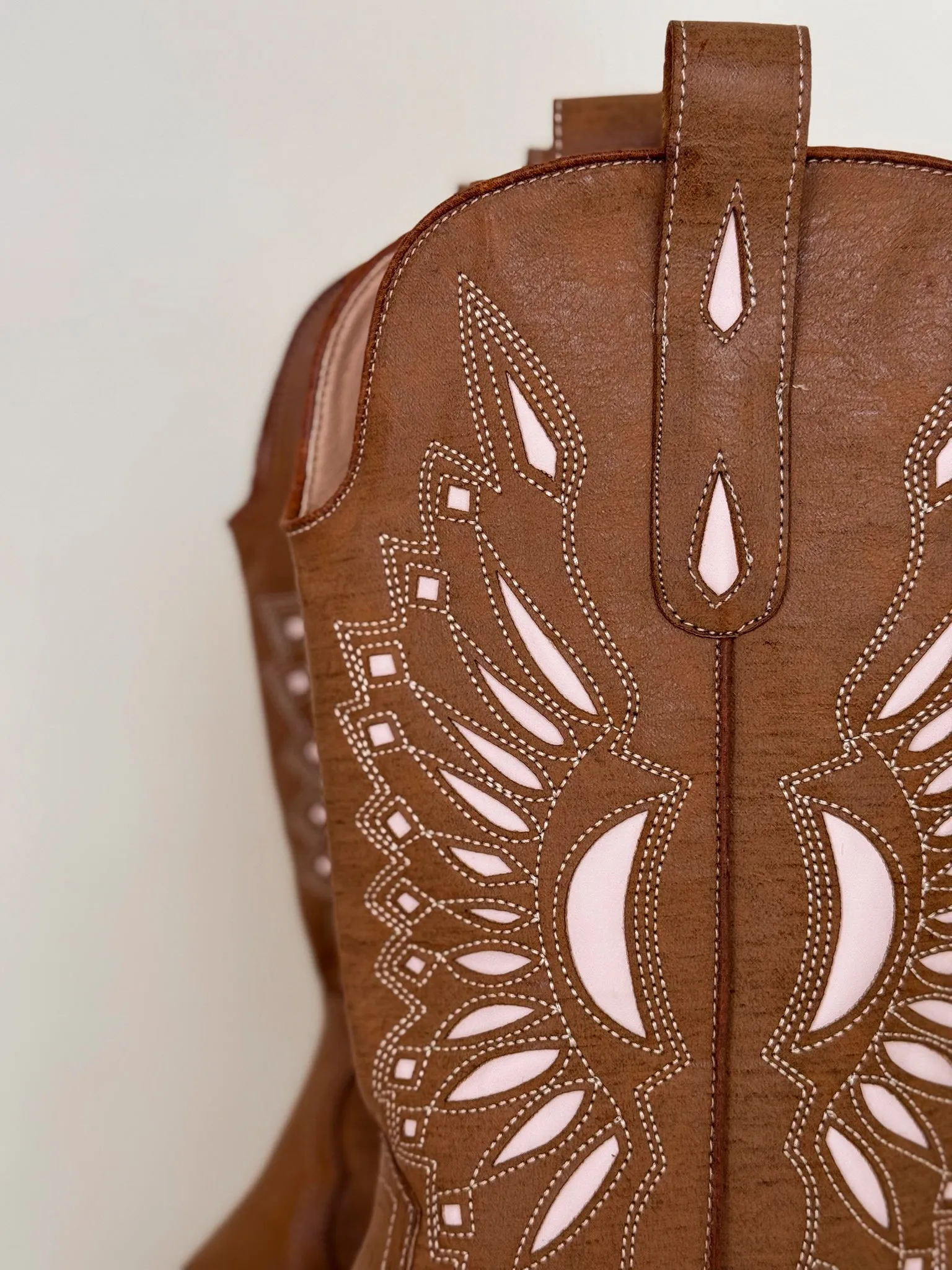 Western Sun Cutout Boots (Tan)